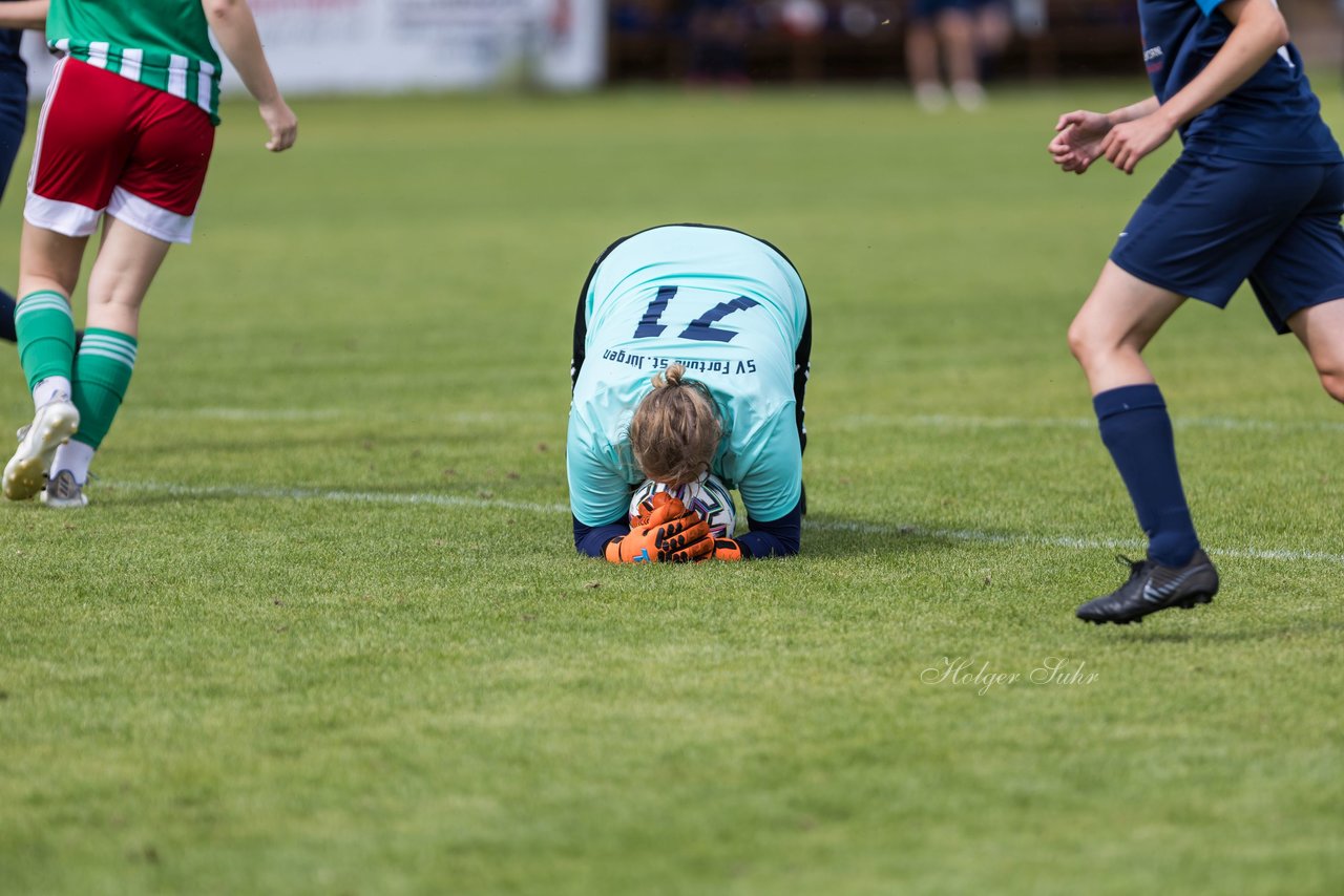 Bild 81 - F SV Boostedt - SV Fortuna St. Juergen : Ergebnis: 2:1